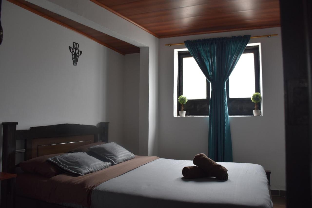 Celavi Hostel 몬구이 외부 사진